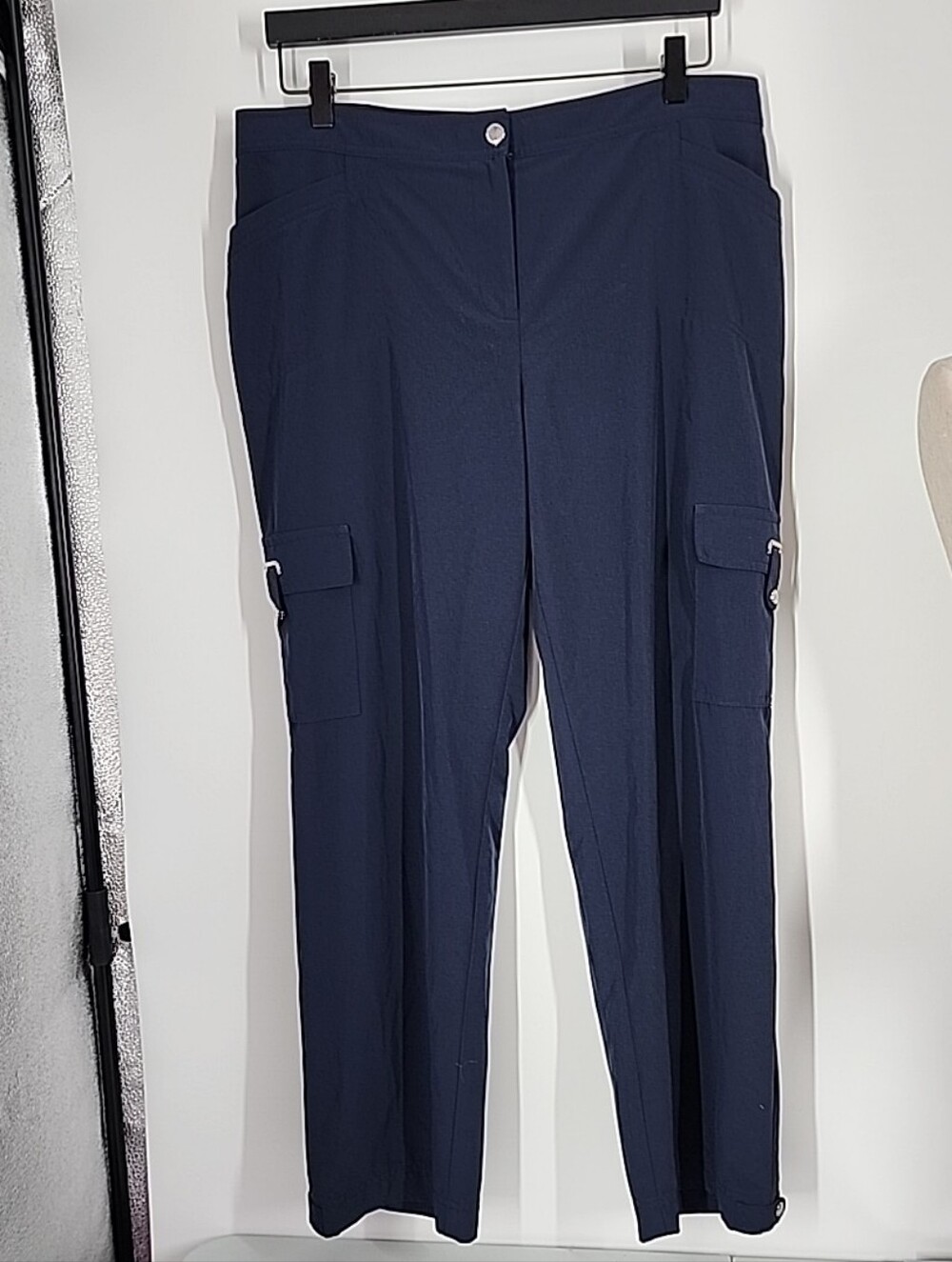 Zenergy By Chicos Lightweight Pants Size 2 Short Blue Pull On  Cargo Large